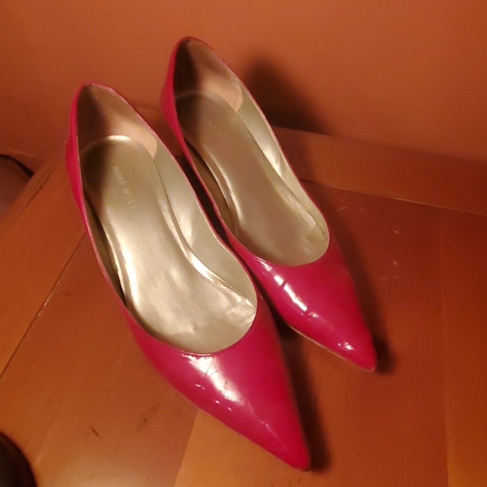 Nine west short wedge reds shoes